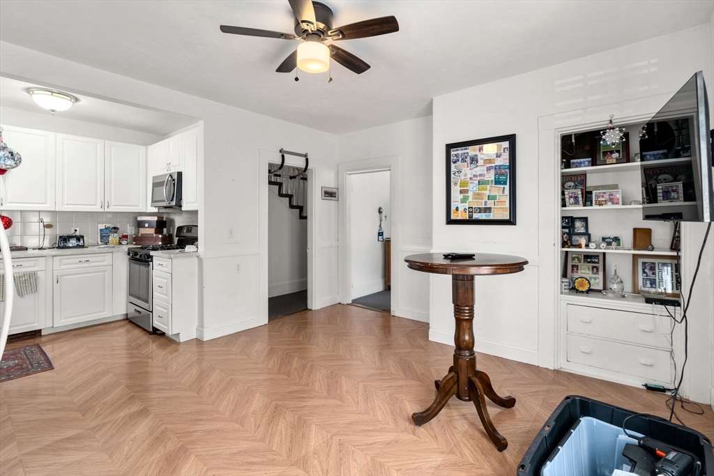 379 Hunnewell St