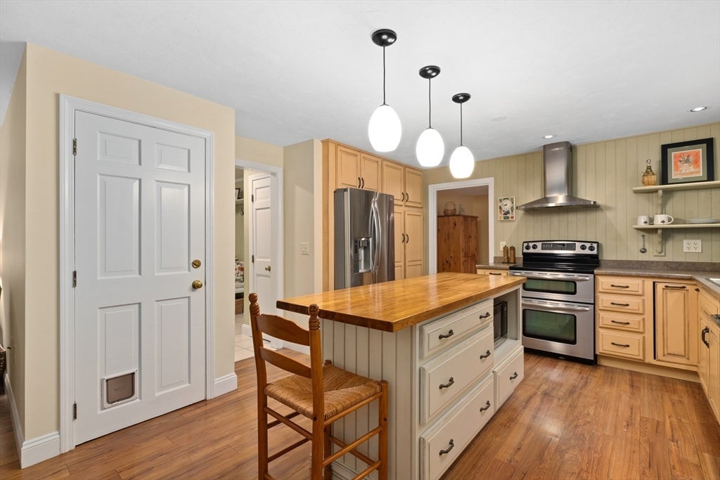 82 Norton Rd