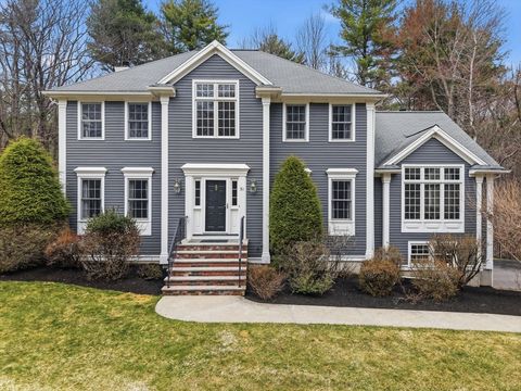 51 Colonial Ave North Andover MA 01845