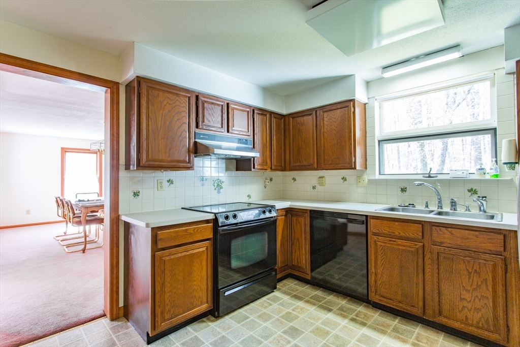22 Berkshire Cir