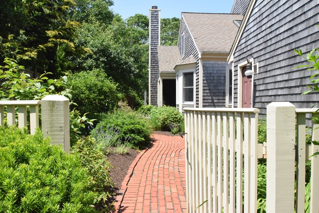 24 Wildflower Ln 24