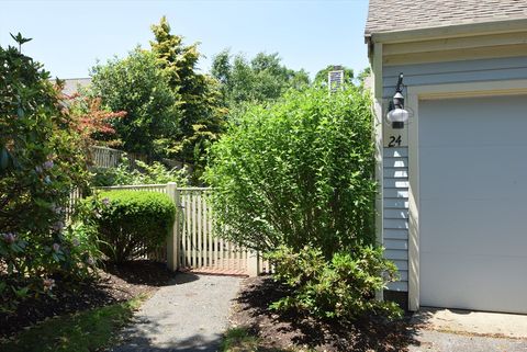 24 Wildflower Ln 24 Yarmouth MA 02675