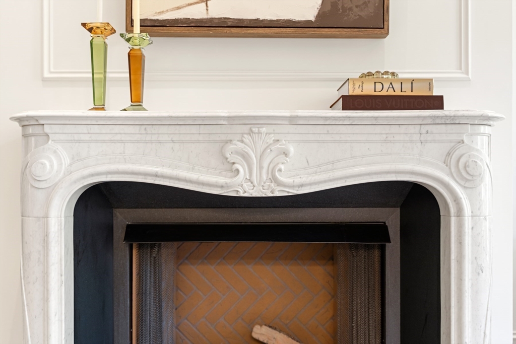 260-262 Commonwealth Avenue 1A