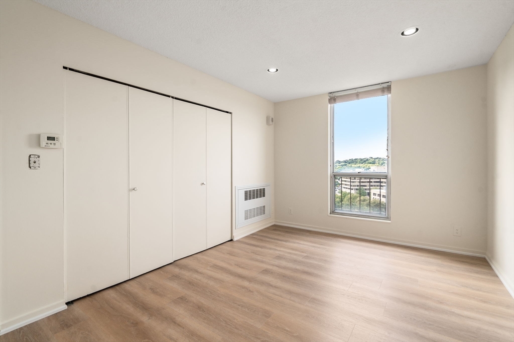 33 Pond Streeet 1224