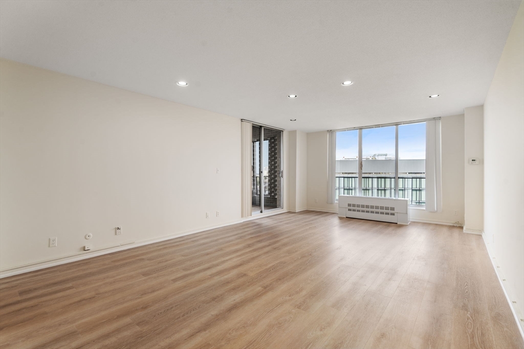 33 Pond Streeet 1224