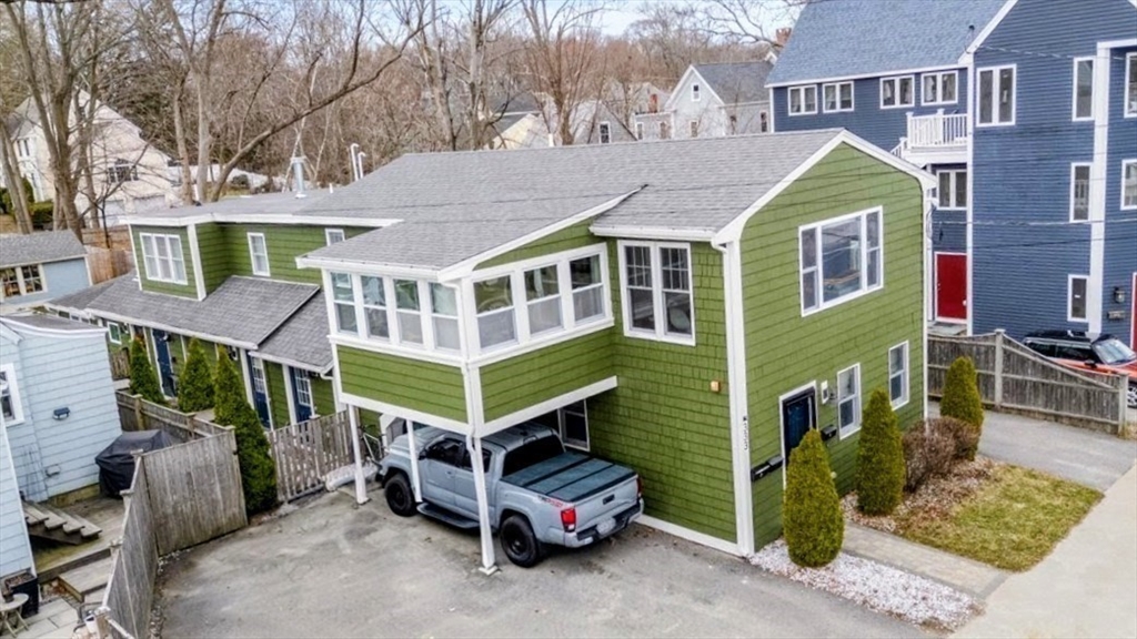 333 Merrimac St 1