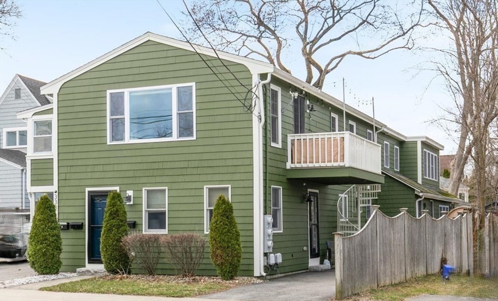 333 Merrimac St 1