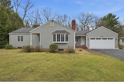49 Yarmouth St Longmeadow MA 01106