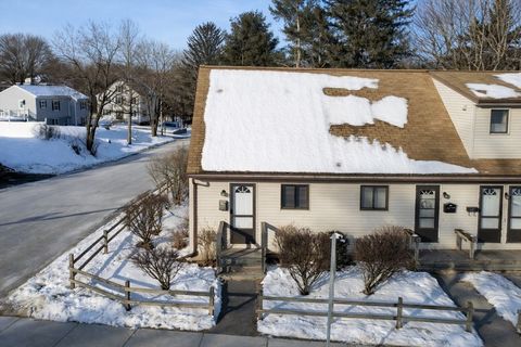 508 High St 508 Clinton MA 01510