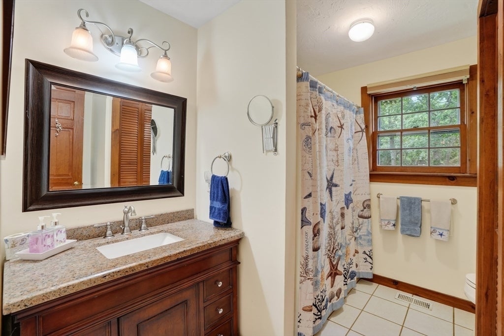 9 Codman Spring Road, Edgartown, MA Photo #9