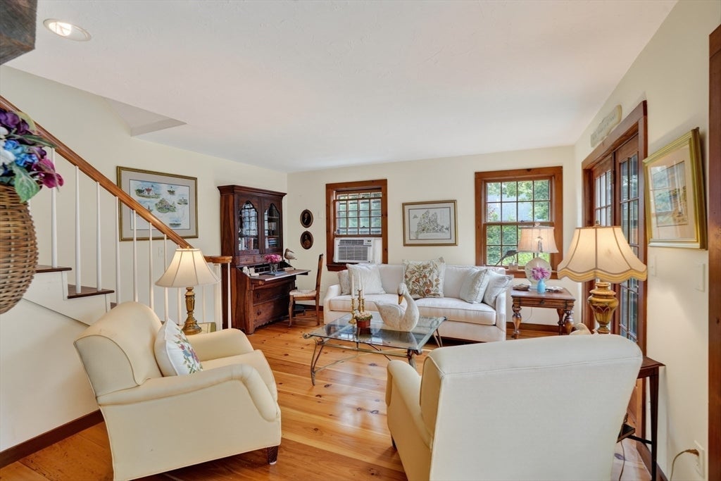 9 Codman Spring Road, Edgartown, MA Photo #17