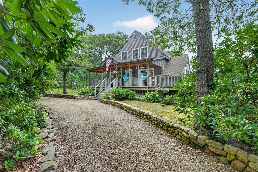 9 Codman Spring Road, Edgartown, MA Photo #1