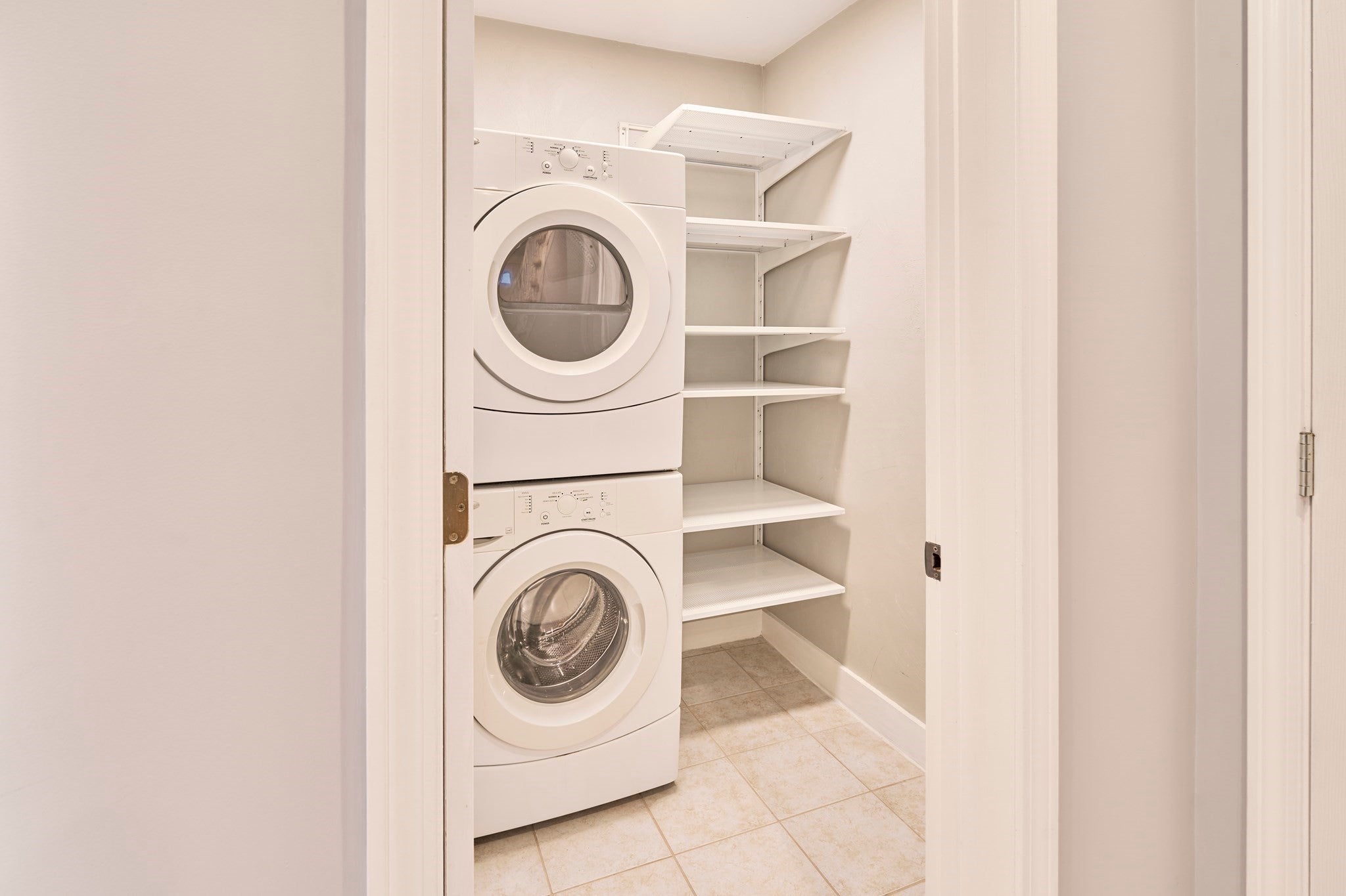 13 Hartwell St #1, Waltham, MA, 13 Hartwell St #1, Waltham, MA Photo #16