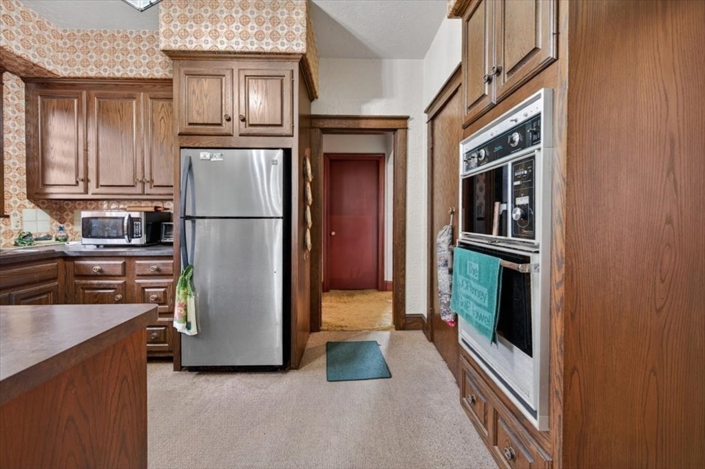 1800 Robeson St, Fall River, MA Photo #15
