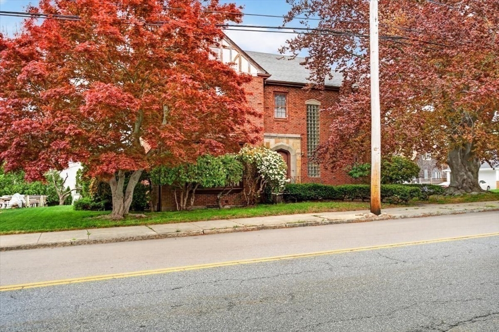 1800 Robeson St, Fall River, MA Photo #4