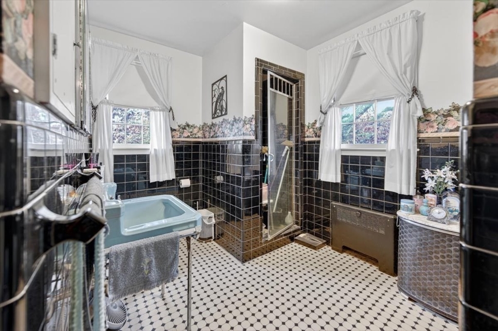 1800 Robeson St, Fall River, MA Photo #28