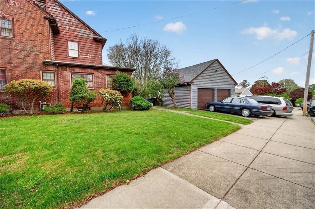 1800 Robeson St, Fall River, MA Photo #10