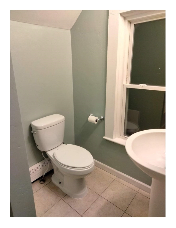 22 Chestnut Street C