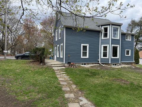 Photo of 22 Chestnut Street #C, Westborough, MA 01581 (MLS # 73508934)