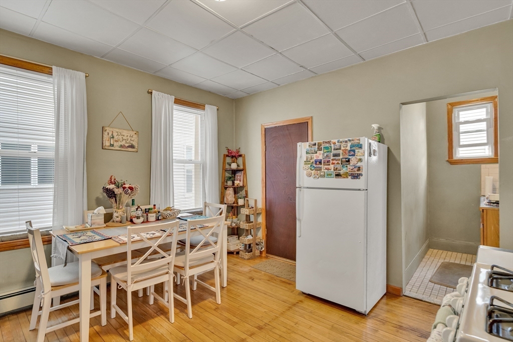 377-379 Cardinal Medeiros Ave