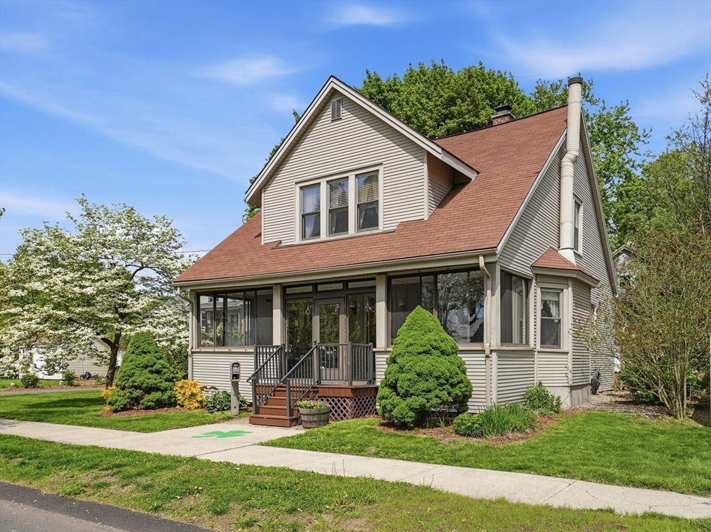 21 Elmwood Avenue, West Springfield, MA Photo #1