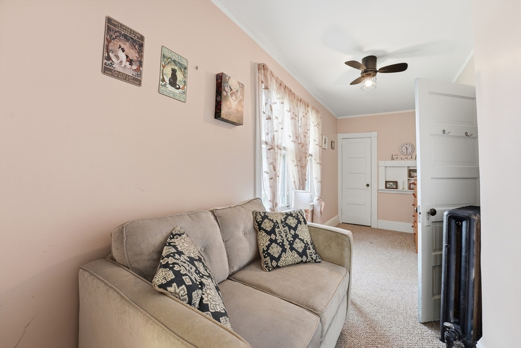 21 Elmwood Avenue, West Springfield, MA Photo #27