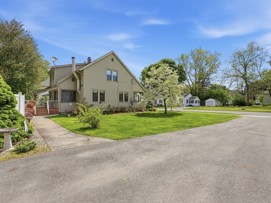 21 Elmwood Avenue, West Springfield, MA Photo #29