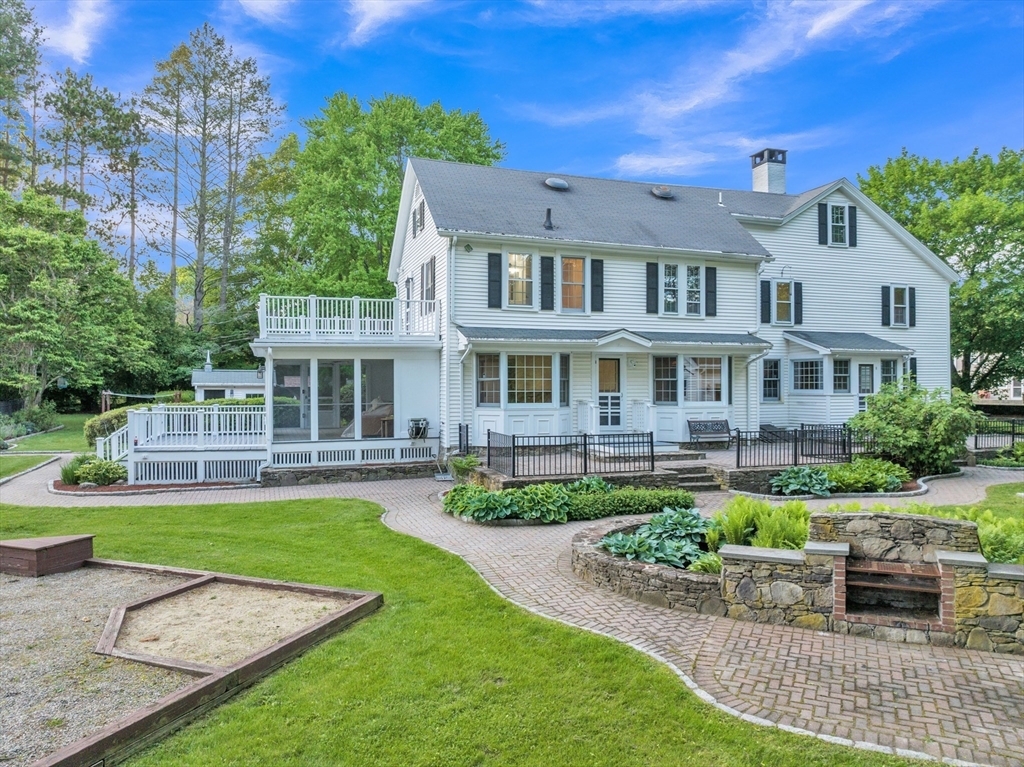 680 Old Connecticut Path