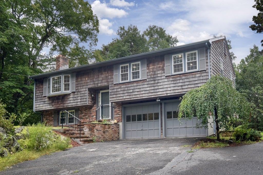 Photo of 27 Woodland St, Natick, MA