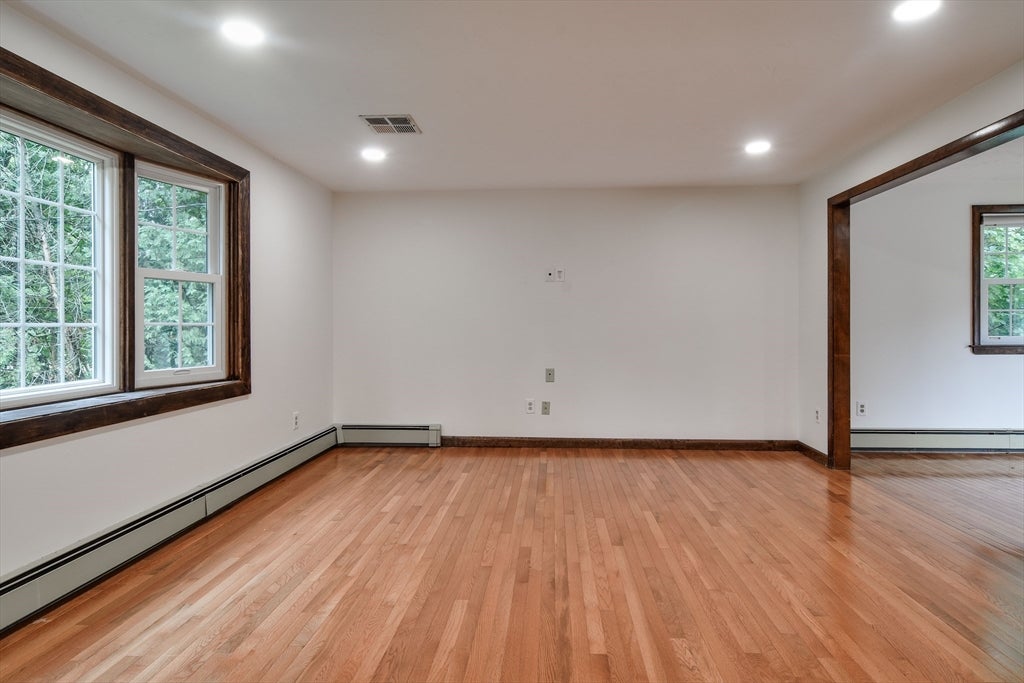 27 Woodland St, Natick, MA Photo #3