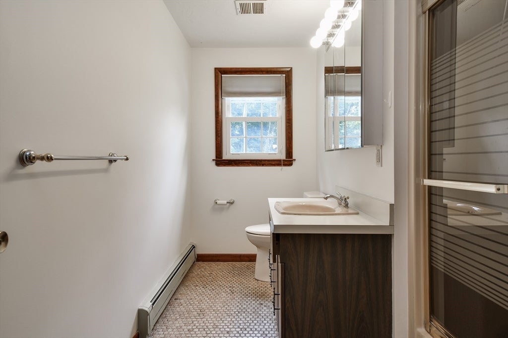 27 Woodland St, Natick, MA Photo #11