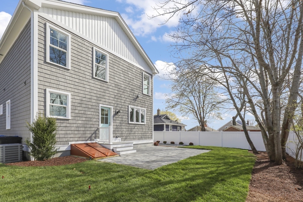 65 Cypress St