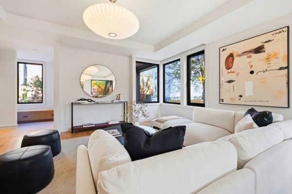 4 Holworthy Terrace 4
