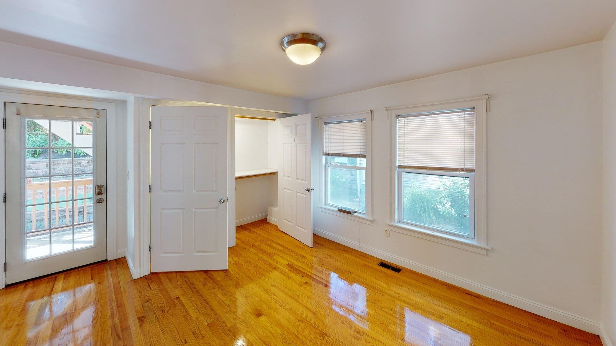 14 Iroquois Street #1, Boston, MA Photo #10