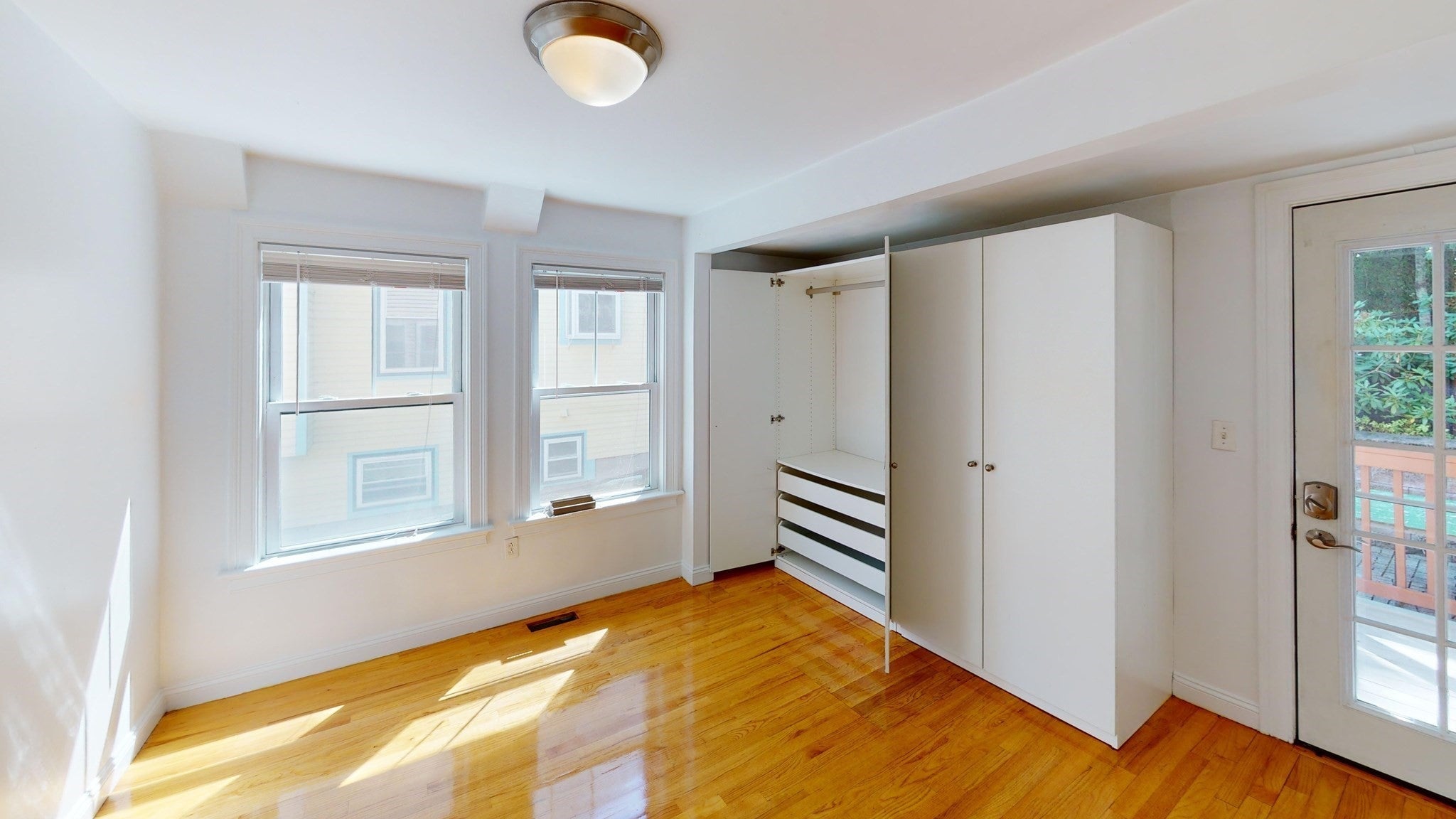 14 Iroquois Street #1, Boston, MA Photo #9