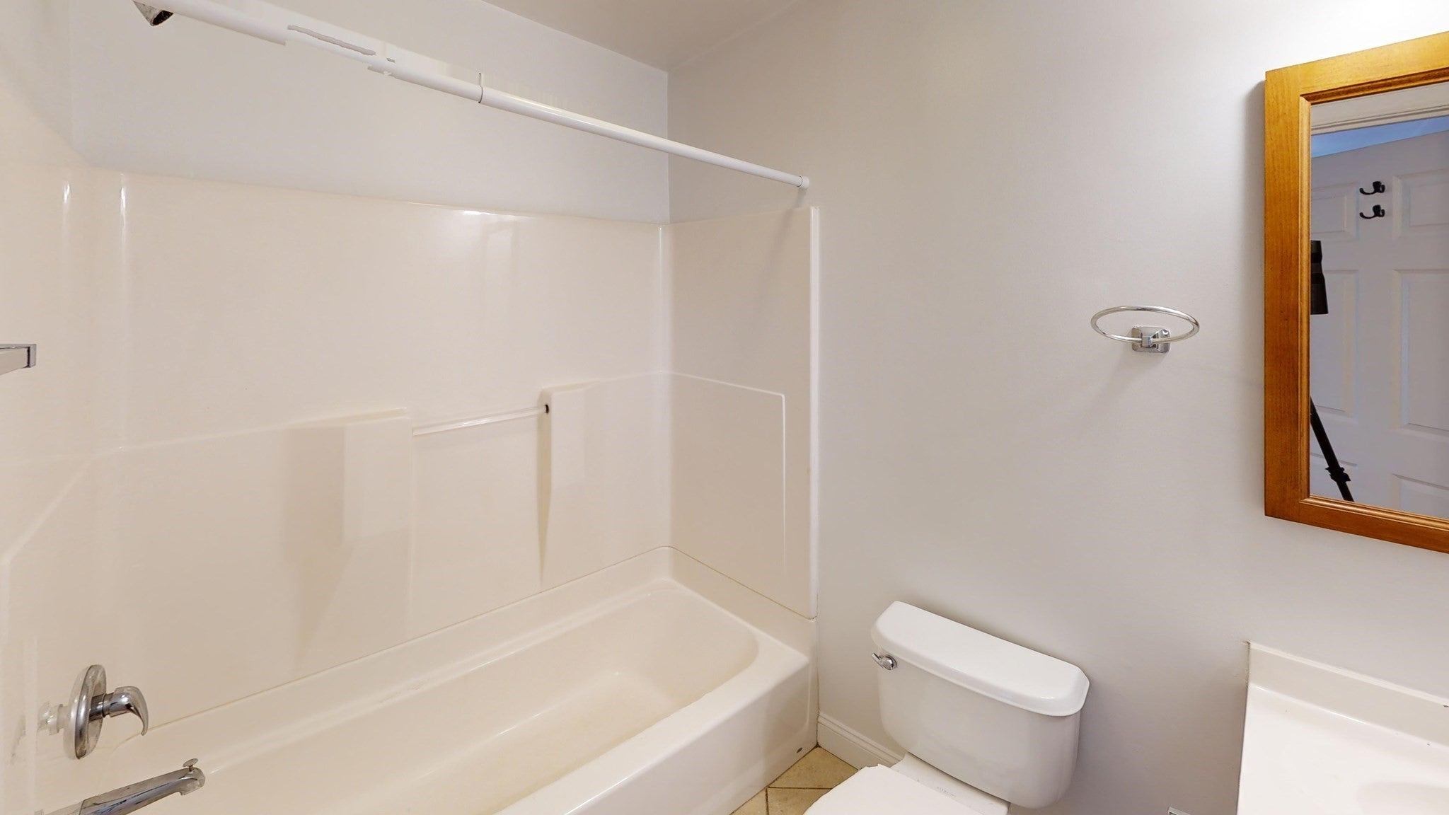 14 Iroquois Street #1, Boston, MA Photo #6