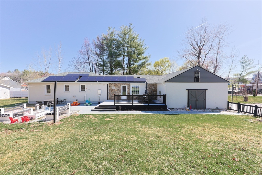 27 Dana St