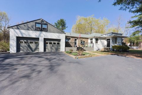 27 Dana St Lunenburg MA 01462