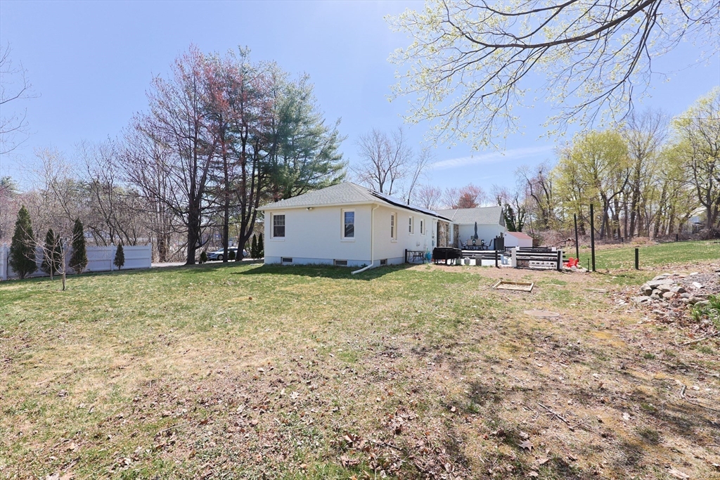 27 Dana St