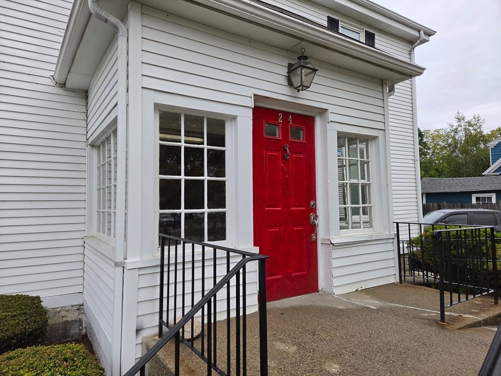 24 Myrtle Street #D, Framingham, MA Photo #2