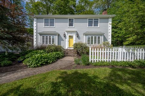 3 Squantum Rd Paxton MA 01612