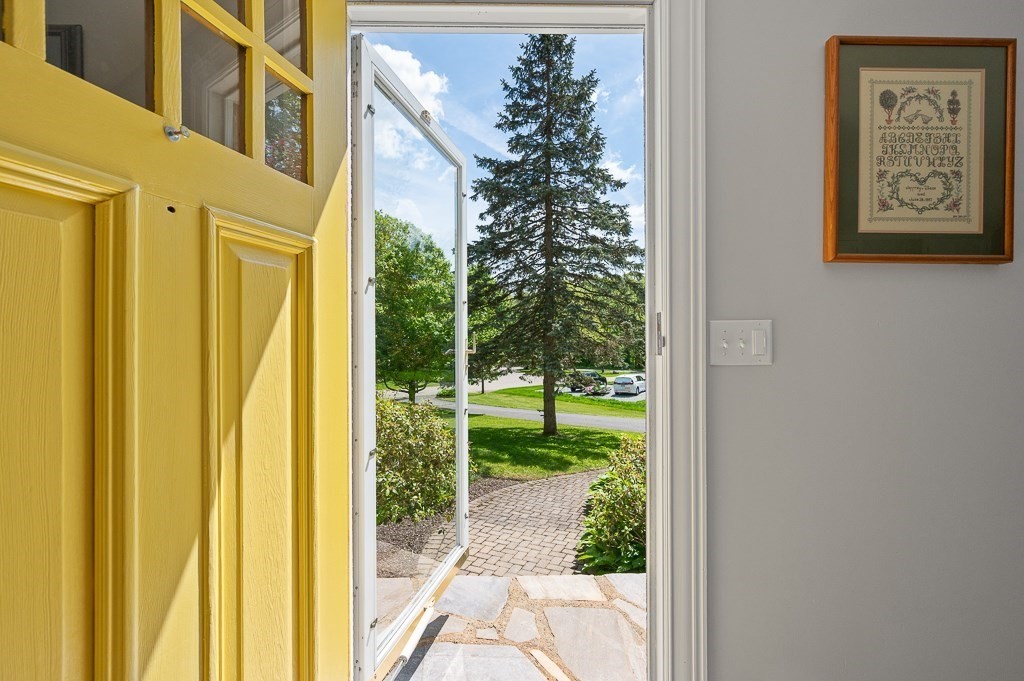 3 Squantum Rd
