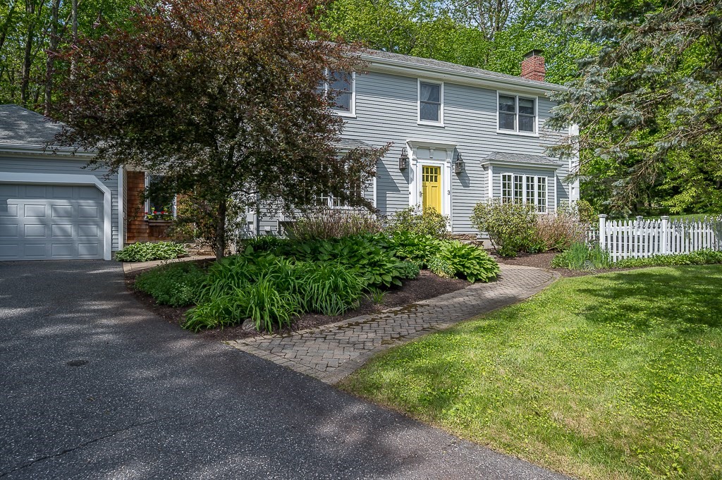 3 Squantum Rd