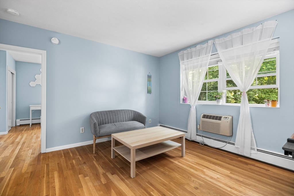 217 Neponset Ave 33