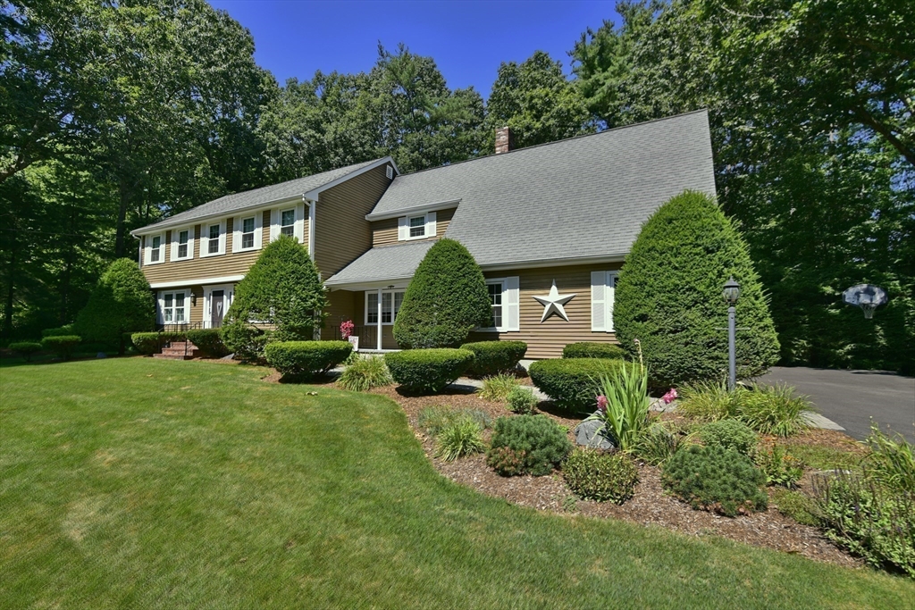 72 Hickory Drive North