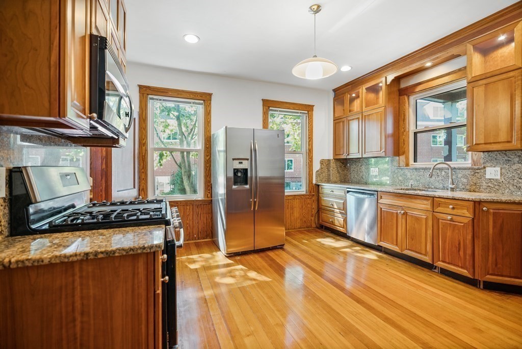 93 Moraine St, Boston, MA Photo #25