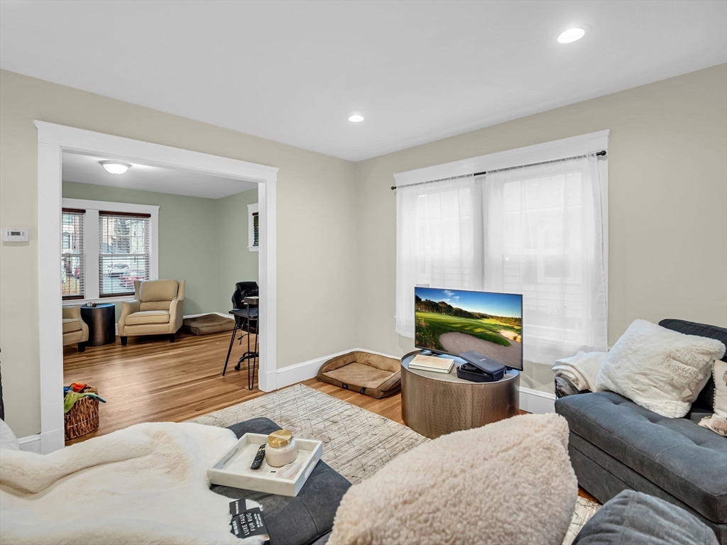 283 Ash Street 1