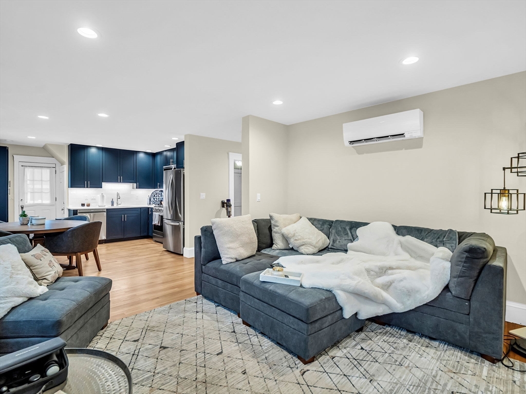 283 Ash Street 1