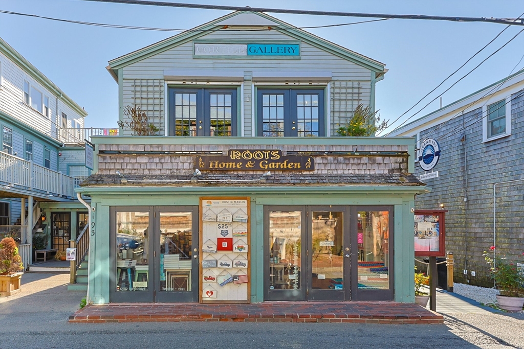 193 Commercial Street, Units 1-5