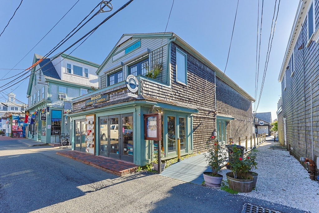 193 Commercial Street, Units 1-5